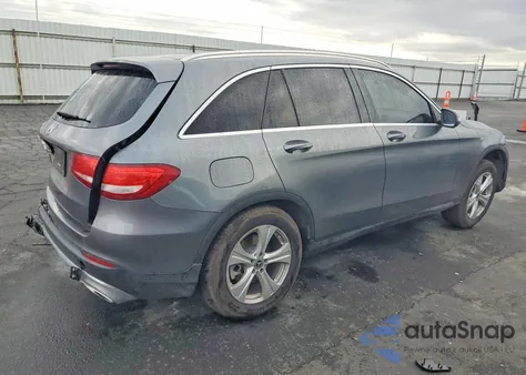 2017 Mercedes-Benz Glc 300 z USA, uszkodzony, nr VIN WDC0G4JB6HV007286